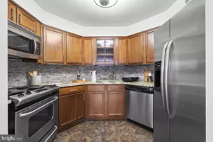 2018 Walnut St, Philadelphia, PA 19103 - Photo 9