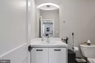 1716 W Girard Ave, Philadelphia, PA 19130 - Photo 29