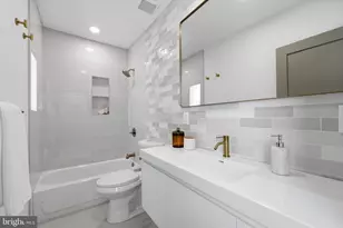 726 Morris St, Philadelphia, PA 19148 - Photo 25