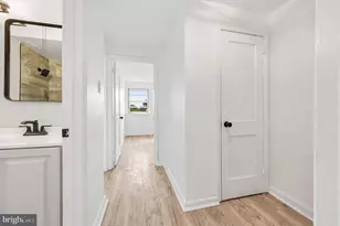 6451 Akron St, Philadelphia, PA 19149 - Photo 15