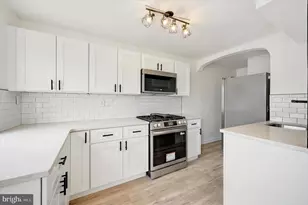 6451 Akron St, Philadelphia, PA 19149 - Photo 9