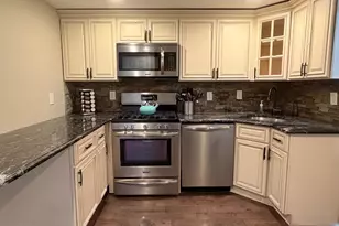 115 Mercy St, Philadelphia, PA 19148 - Photo 3