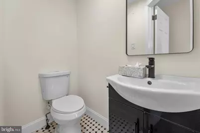 7608 Chelwynde Avenue, Philadelphia, PA 19153 - Photo 17