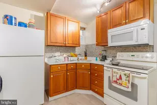 2525 N Front St, Philadelphia, PA 19133 - Photo 13