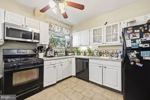 2420 80th Ave, Philadelphia, PA 19150 - Photo 9