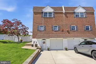 364 Selma St, Philadelphia, PA 19116 - Photo 3