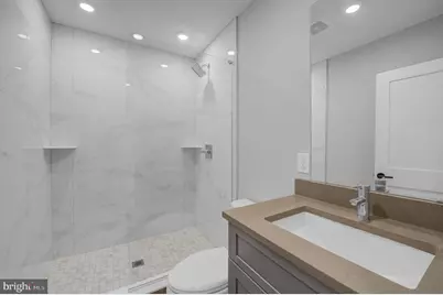 1205 S 15th Street #4D, Philadelphia, PA 19146 - Photo 5