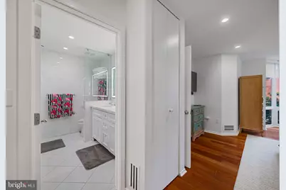 2027 Chancellor Street, Philadelphia, PA 19103 - Photo 21