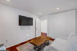 2027 Chancellor St, Philadelphia, PA 19103 - Photo 29