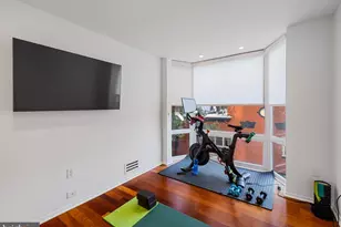 2027 Chancellor St, Philadelphia, PA 19103 - Photo 31