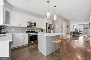 4832 Ogle St, Philadelphia, PA 19127 - Photo 9