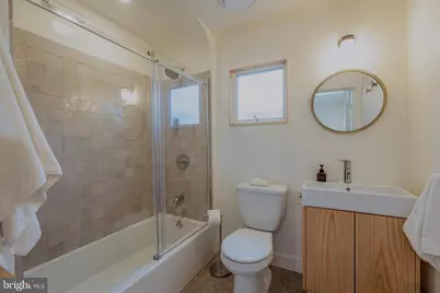2548 E Norris Street, Philadelphia, PA 19125 - Photo 27