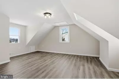 513 Smithfield Avenue, Philadelphia, PA 19116 - Photo 15