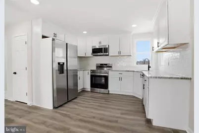 513 Smithfield Avenue, Philadelphia, PA 19116 - Photo 5