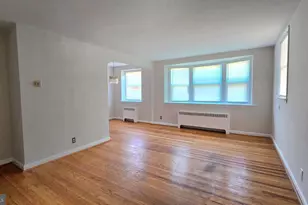 165 E Fariston Dr, Philadelphia, PA 19120 - Photo 5
