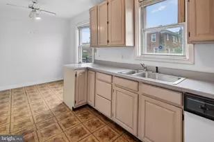 800 Unruh Ave, Philadelphia, PA 19111 - Photo 5