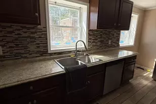 7640 Fairfield St, Philadelphia, PA 19152 - Photo 11
