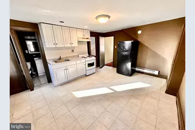 246 W Harvey Street #3F, Philadelphia, PA 19144 - Photo 1