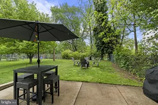 8807 Danbury St, Philadelphia, PA 19152 - Photo 21
