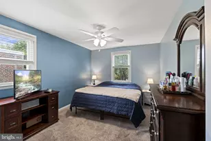 8807 Danbury St, Philadelphia, PA 19152 - Photo 11