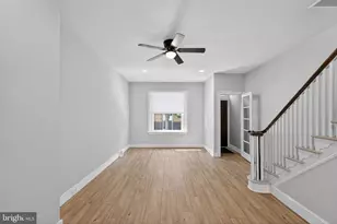 2537 S Chadwick St, Philadelphia, PA 19145 - Photo 3