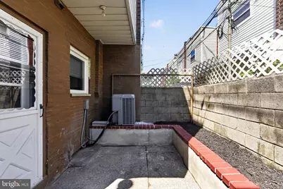 2537 S Chadwick Street, Philadelphia, PA 19145 - Photo 15