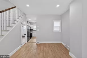 2537 S Chadwick St, Philadelphia, PA 19145 - Photo 5