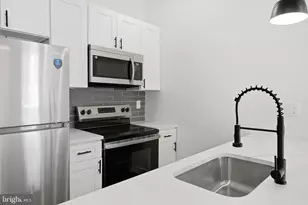 6128 Grays Ave, Philadelphia, PA 19142 - Photo 17
