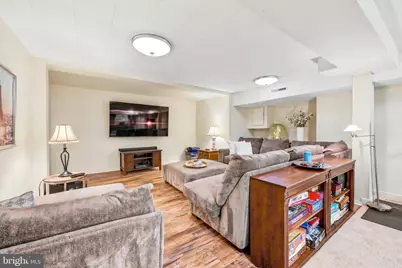 1006 W Cliveden Street, Philadelphia, PA 19119 - Photo 39