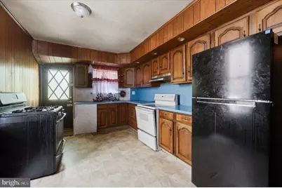 884 N 66th Street, Philadelphia, PA 19151 - Photo 5