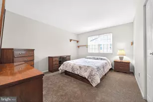 9033 Lykens Ln, Philadelphia, PA 19128 - Photo 23