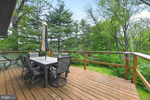 9033 Lykens Ln, Philadelphia, PA 19128 - Photo 11