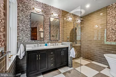 51 E Penn Street, Philadelphia, PA 19144 - Photo 39