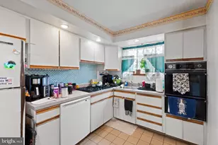 826 Avon Rd, Philadelphia, PA 19116 - Photo 11