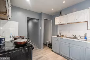 2340 N Van Pelt St, Philadelphia, PA 19132 - Photo 15