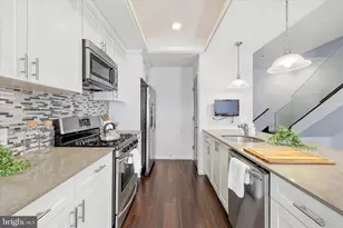 1314 N 6th St, Philadelphia, PA 19122 - Photo 21