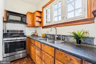5330 N Sydenham St, Philadelphia, PA 19141 - Photo 19