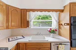 3226 W Penn St, Philadelphia, PA 19129 - Photo 25