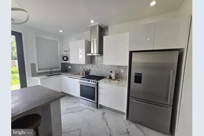 2609 E Norris Street, Philadelphia, PA 19125 - Photo 9