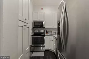 1903 Spruce St, Philadelphia, PA 19103 - Photo 13
