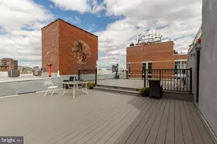 12 S Letitia St, Philadelphia, PA 19106 - Photo 33
