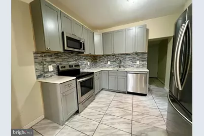 7275 Saybrook Avenue, Philadelphia, PA 19142 - Photo 5