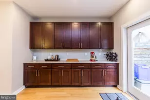 2445 Coral St, Philadelphia, PA 19125 - Photo 7