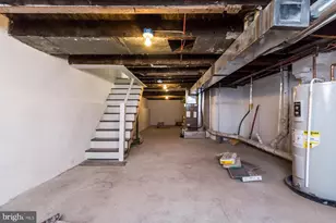537 N 33rd St, Philadelphia, PA 19104 - Photo 13