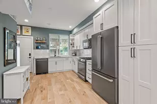 2932 Nicholas St, Philadelphia, PA 19121 - Photo 15
