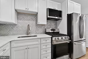 6421 N Norwood St, Philadelphia, PA 19138 - Photo 15