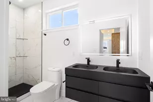2322 N Mutter St, Philadelphia, PA 19133 - Photo 33