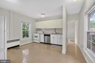 350 Green Ln, Philadelphia, PA 19128 - Photo 9