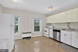 350 Green Ln, Philadelphia, PA 19128 - Photo 11