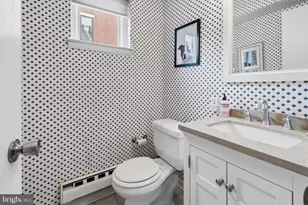 520 Lombard St, Philadelphia, PA 19147 - Photo 31